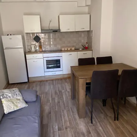 Apartman Reginamare Vela *