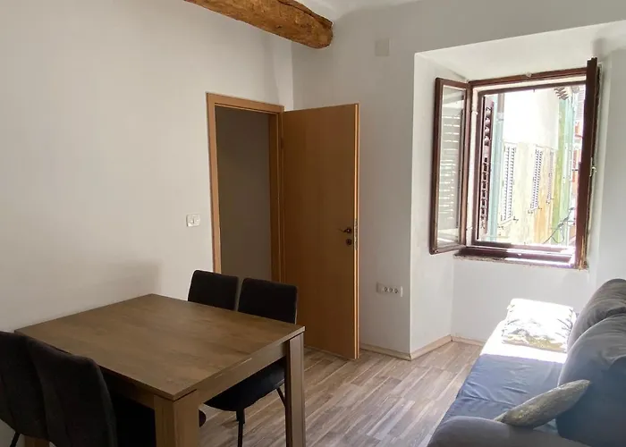 アパート Reginamare Vela ピラン